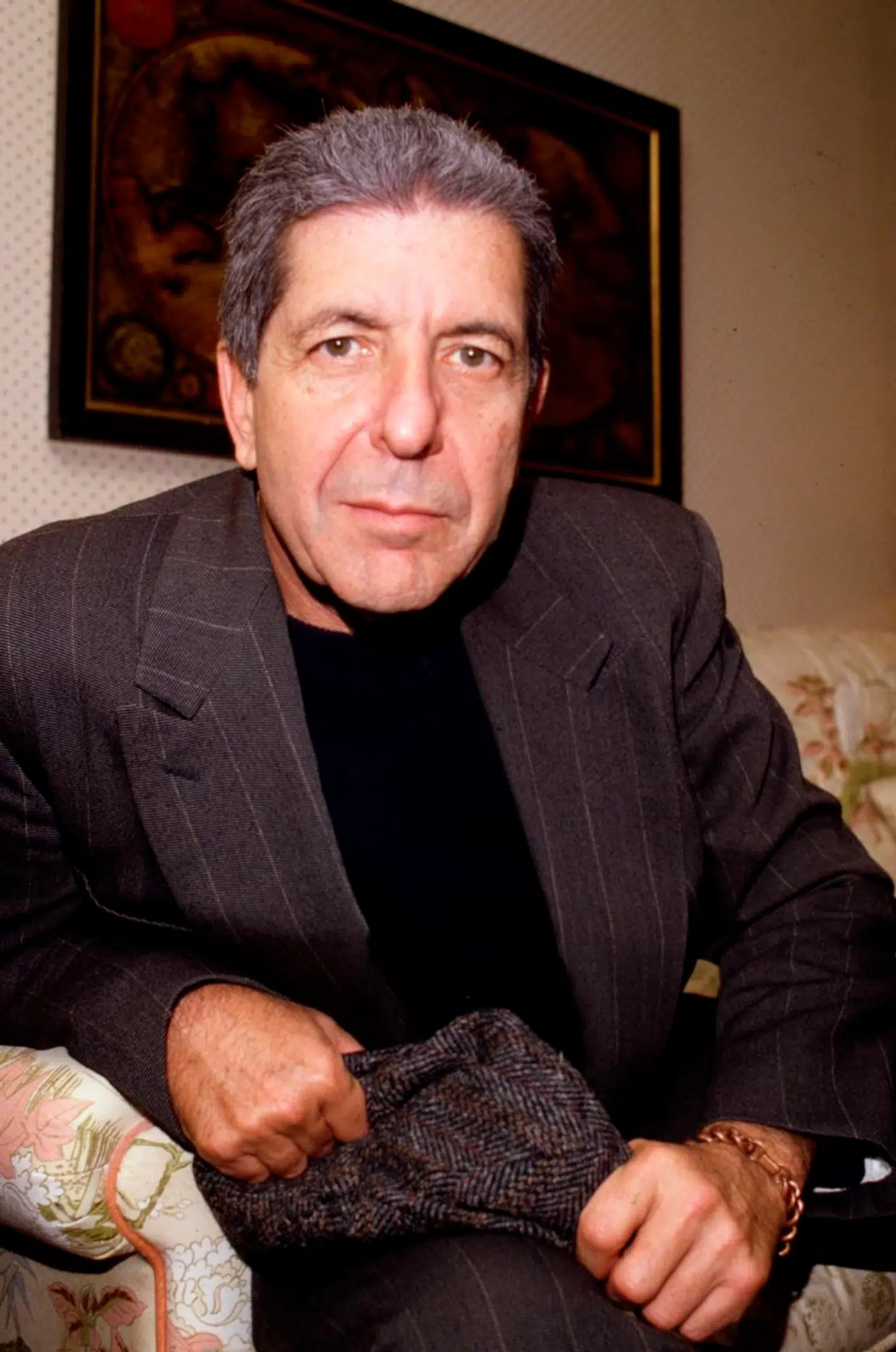 Leonard Cohen døde den 7. november 2016 i en alder af 82 år, og det var hans arvinger, der fandt romanen i hans efterladte papirer.