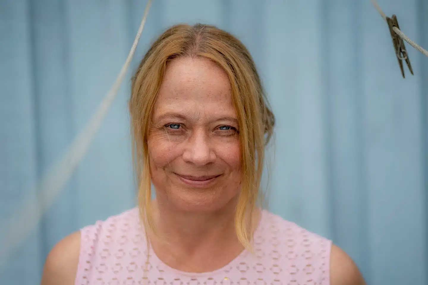 Forfatteren Merete Pryds Helle er leder af bestyrelsen hos Statens Kunstfond. Hun forsvarer fondens tildelinger af støtte, som kritikere kalder politisk skæv.