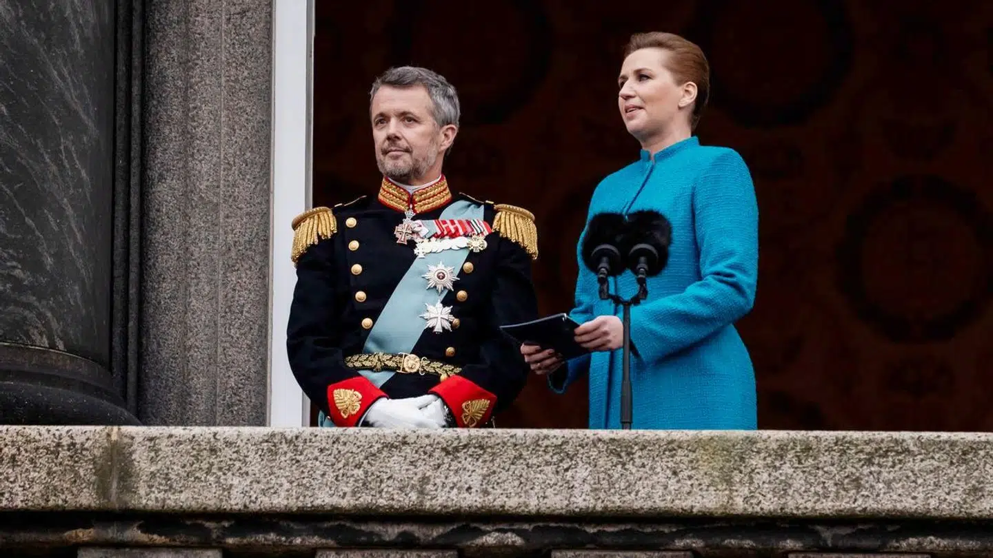 Tidligere har flere kongehuseksperter kaldt det for skævt og uigennemskueligt, at Kongehuset skal have knap 29 millioner kroner i tilskud. Dybest set handler det om at dække Kongehusets mangeårige underskud, forklarede en revisor.