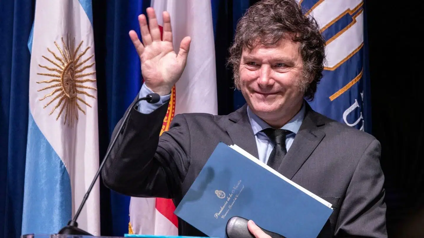 epa11273943 Argentina's President Javier Milei speaks at the Florida International University Biscayne Bay Campus in Miami, Florida, USA, 11 April 2024. Milei arrives to South Florida for a 3-day trip. EPA/CRISTOBAL HERRERA-ULASHKEVICH