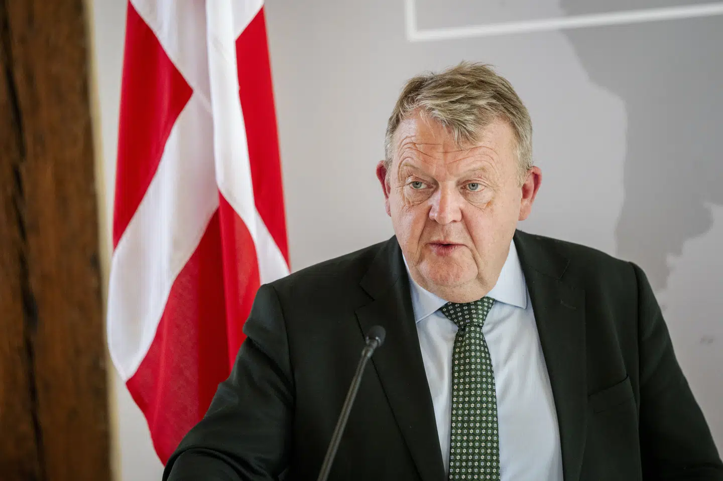 Udenrigsminister Lars Løkke Rasmussen (M) har tirsdag meddelt, at Danmark lukker sin ambassade i Irak. (Arkivfoto).