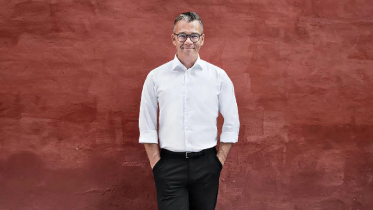 B.T.s chefredaktør, Simon Richard Nielsen, vil have Børsen genopbygget, så den fremstår præcis, som den gjorde før tirsdag den 16. april 2024.