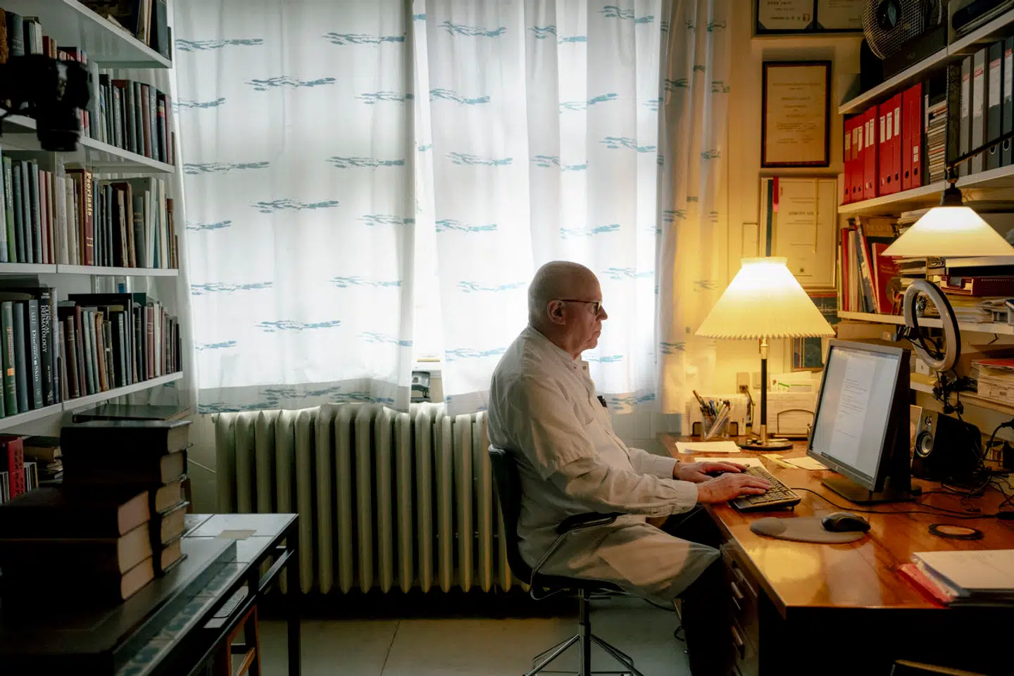 Et menneske har normalt mellem 90.000 og 150.000 hår på hovedet. Det har Jørgen Serup blandt andet brugt sin karriere til at blive klog på.