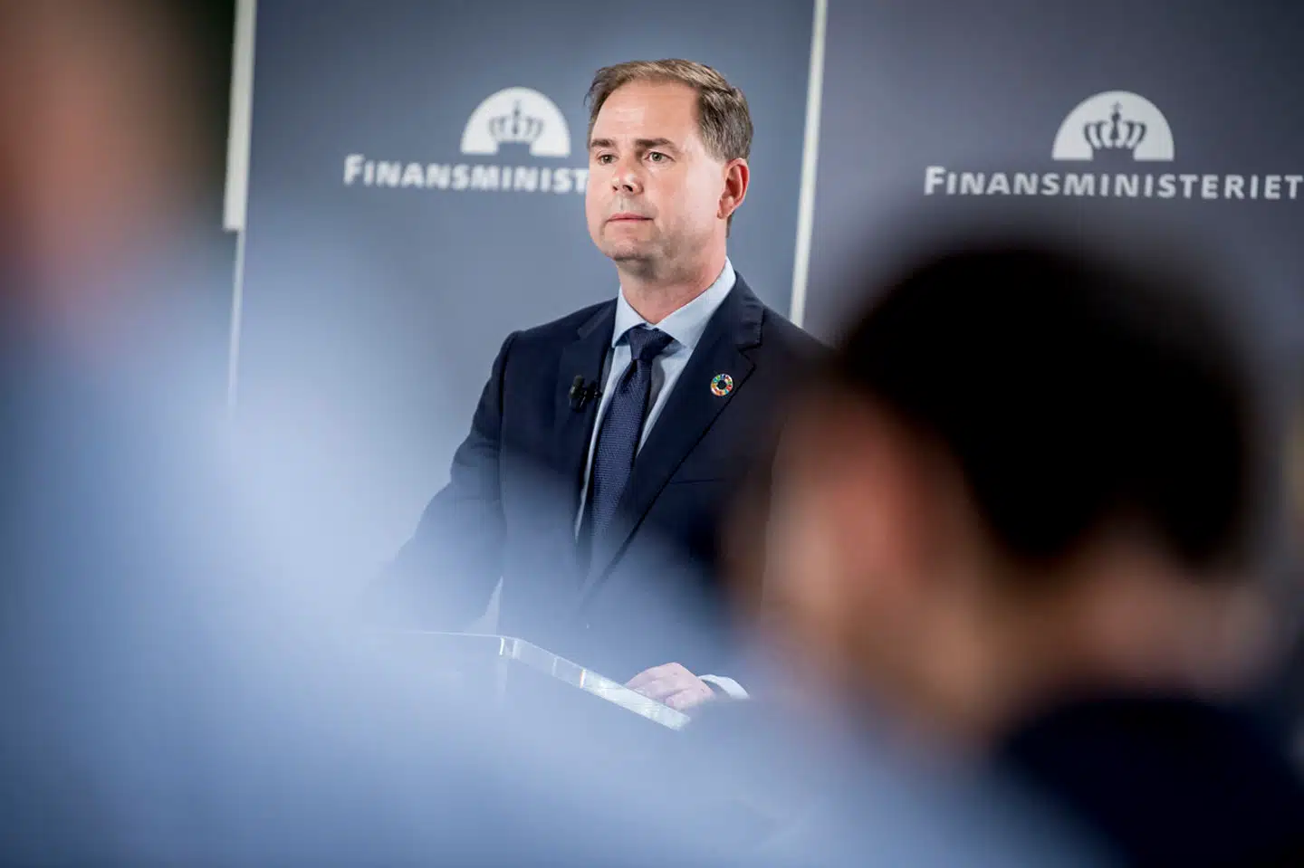 Søren Pind skyder med skarpt efter nye, pludselige milliardbeløb: Det ...