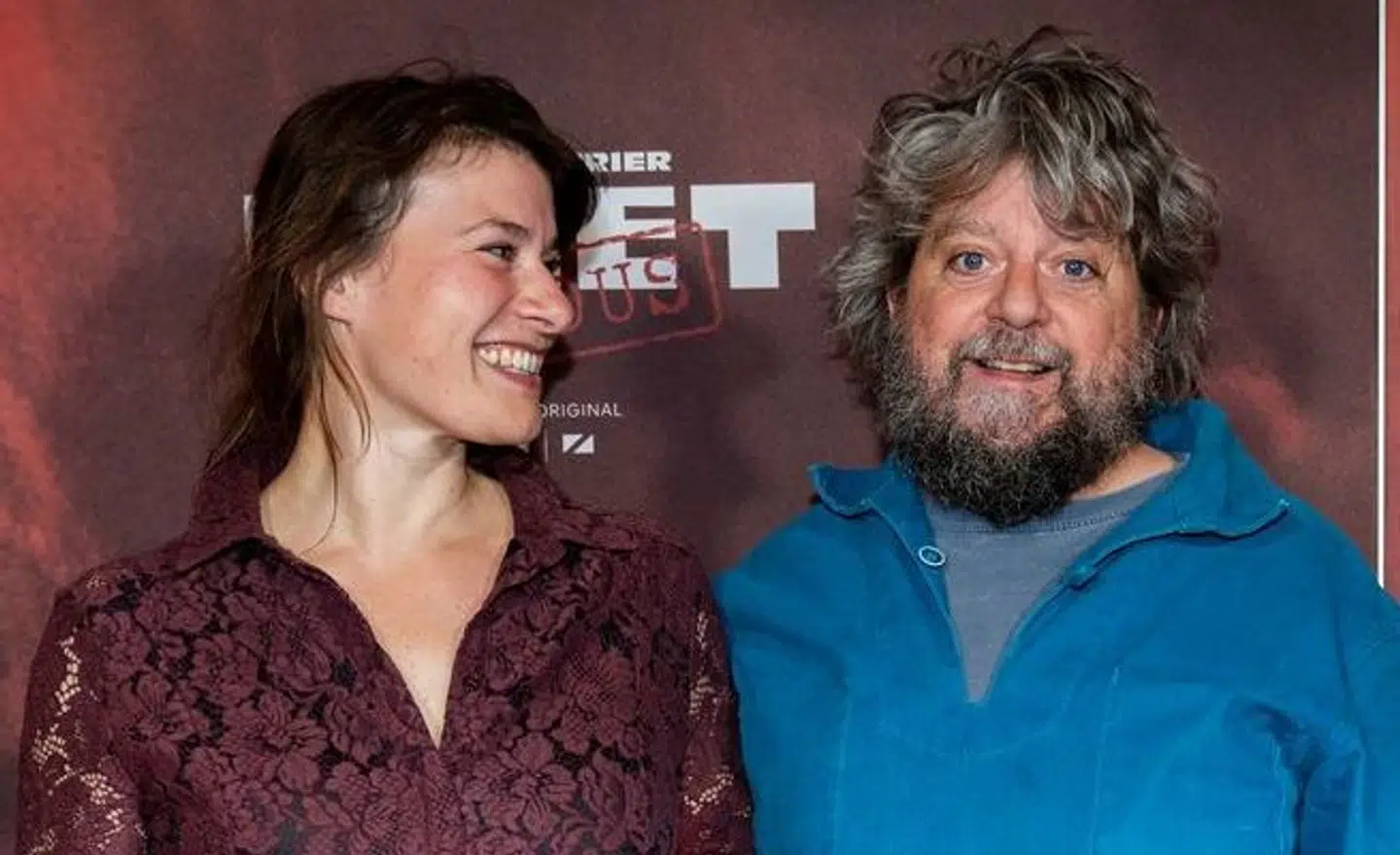 Anders Lund Madsen med kassereren i familien, Karin Prehst Lund Madsen.