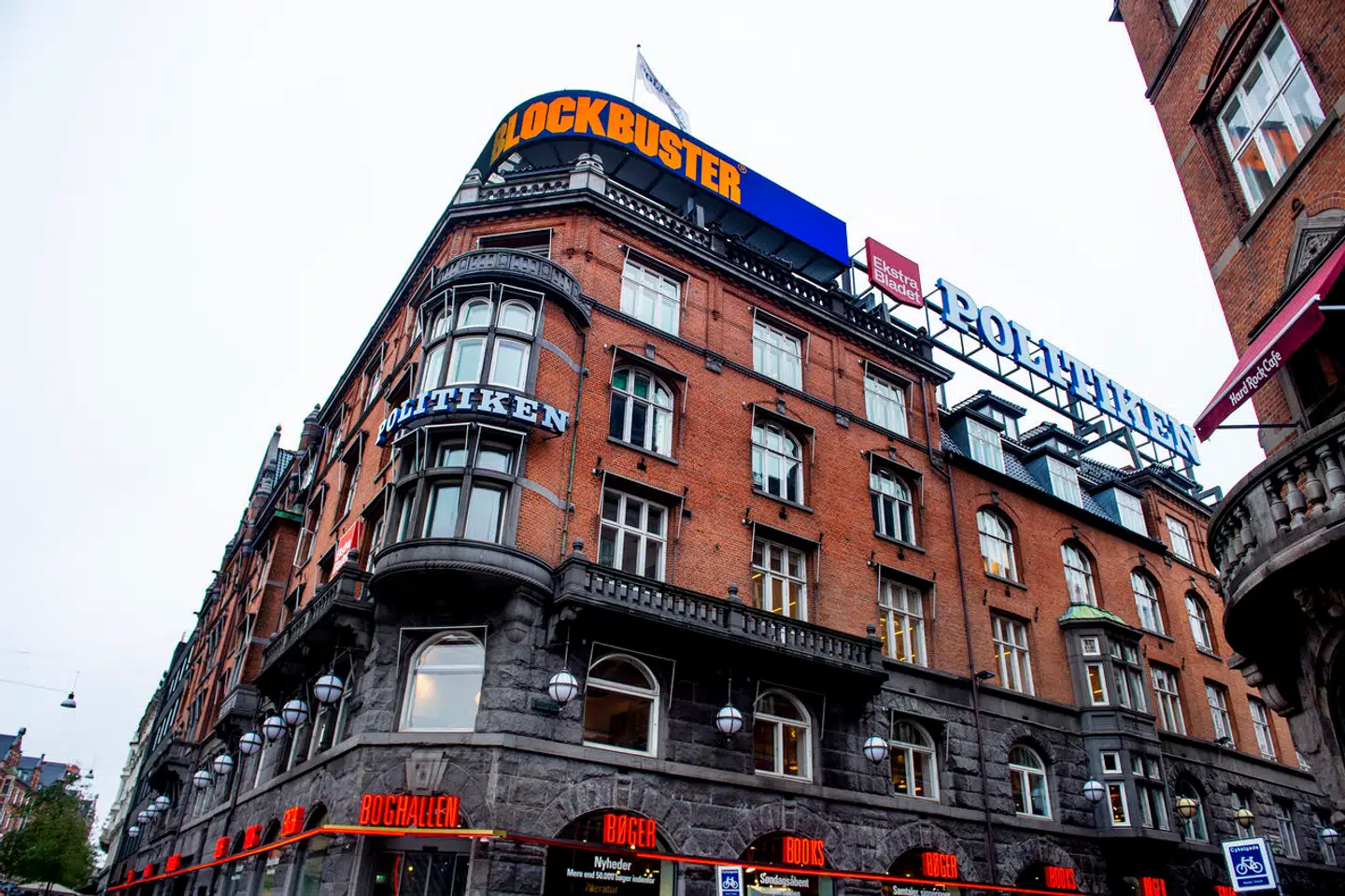 En fyret chefredaktør, en bestyrelsesformand, som blev smidt ud, og en koncerndirektør, der har sagt op på grund af uklarhed om strategien. Der er stor uro i toppen af JP/Politiken.