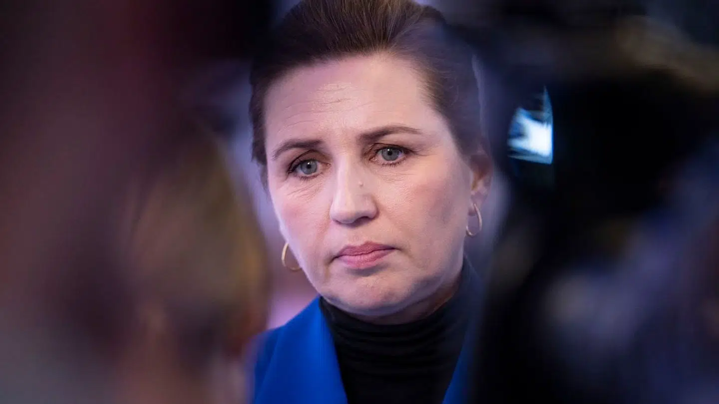 Statsminister Mette Frederiksen har søndag delt en række hadefulde beskeder, hun på det seneste har modtaget.