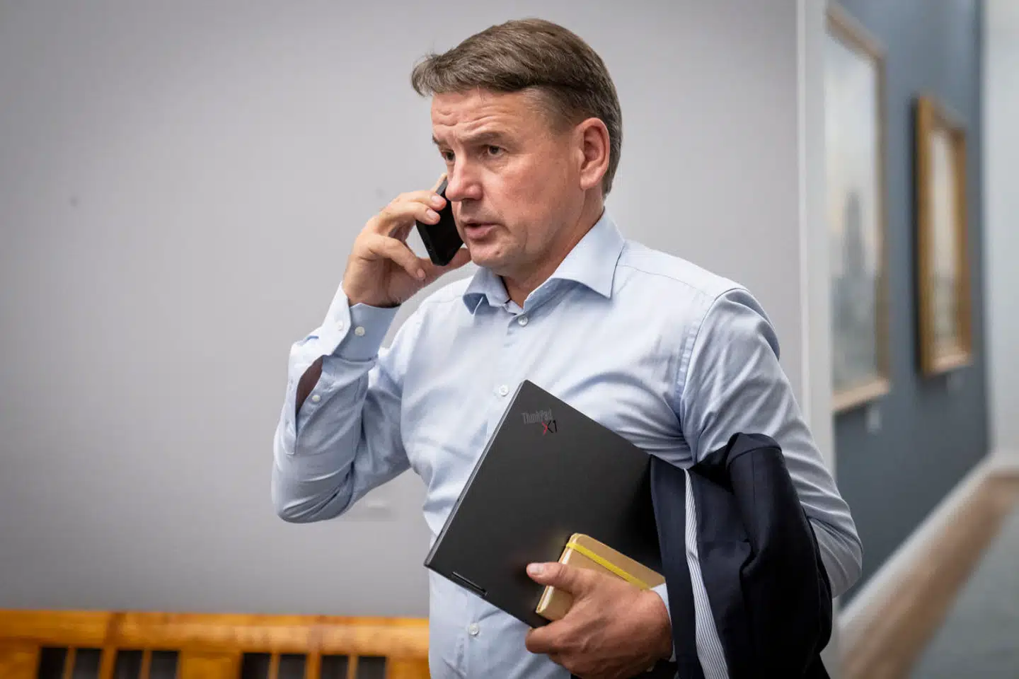 Christian Friis Bach, forsvarsordfører for Radikale Venstre, tør ikke have store forhåbninger om flere gigantiske hjælpepakker fra USA til Ukraine.