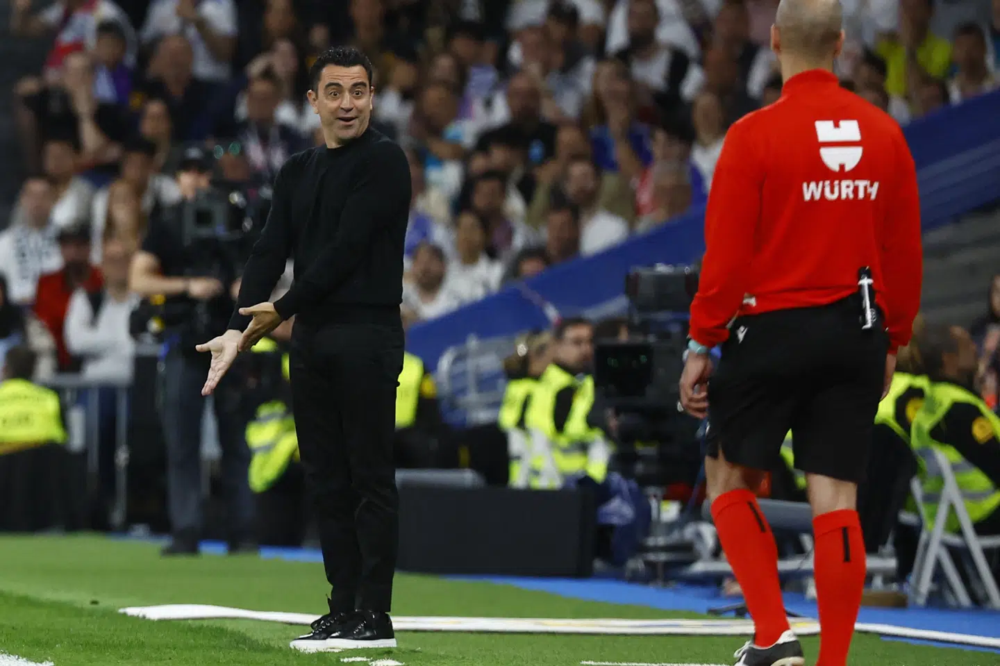 I vanlig stil var Xavi flittigt i kontakt med dommerdelegationen under Barcelonas udekamp mod Real Madrid søndag aften.