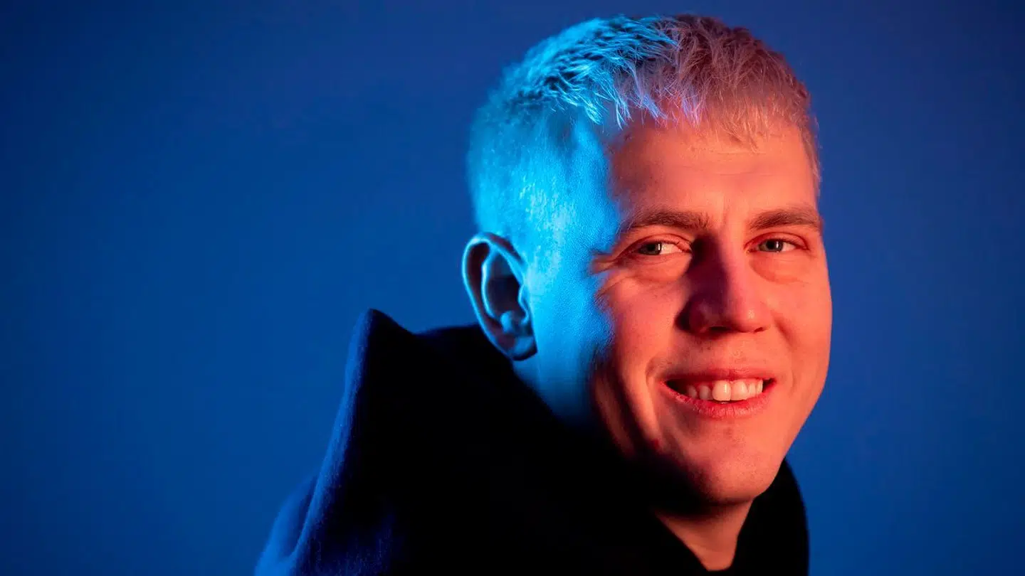 DJ Martin Jensen har haft stor både dansk og international succes med sin musik, og så er han også kendt som tidligere dommer i 'X Factor'.