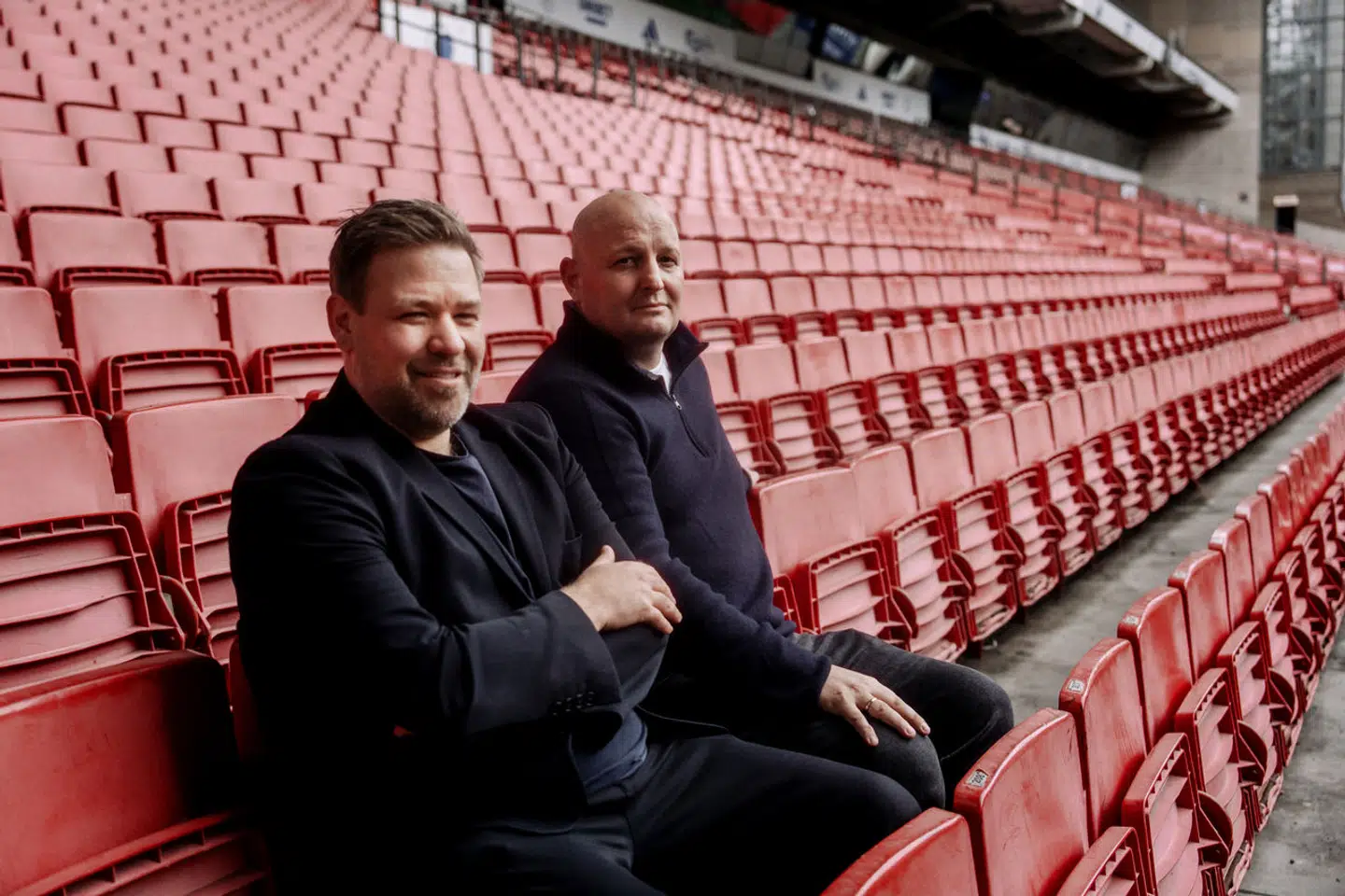 Jacob Lauesen , direktør i Parken og Peter "PC" Christiansen, sportsdirektør for Parken, ved godt, hvad de vil gøre med 100 millioner kroner.