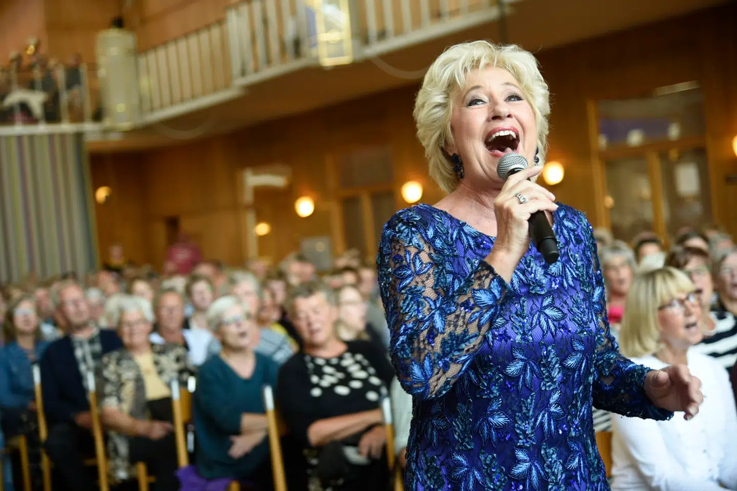 Birthe Kjær optræder ofte i hele landet, og køber derfor kun ind et par gange om ugen.