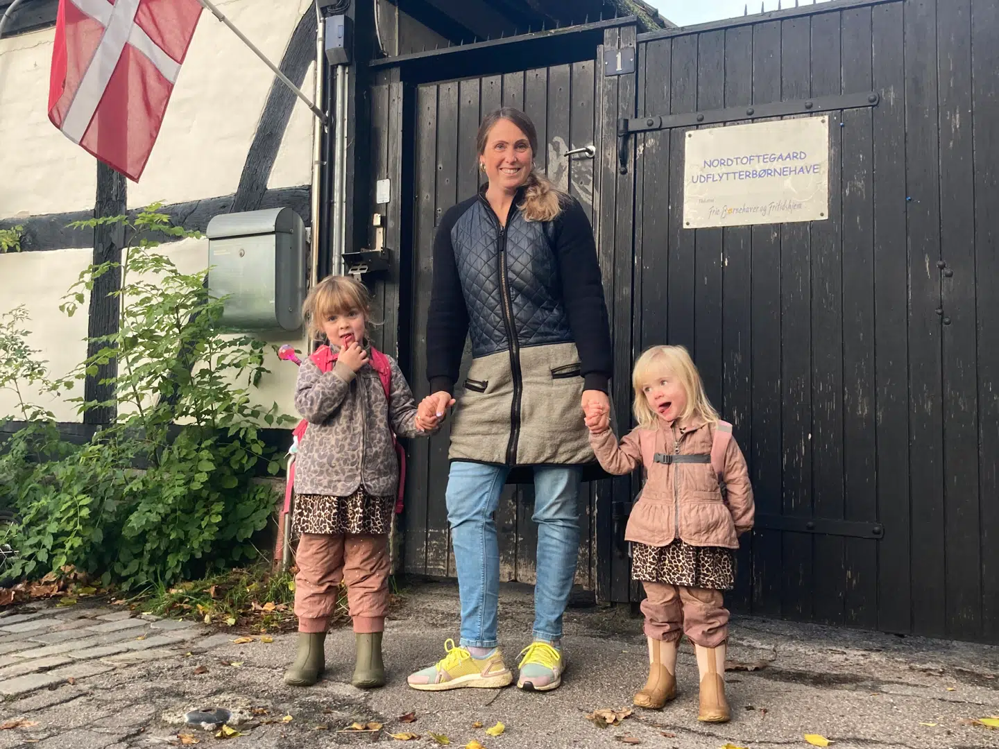 Marie Bagers børn er fire og seks år gamle og er begge glade for Nordtoftegaard Udflytterbørnehave.