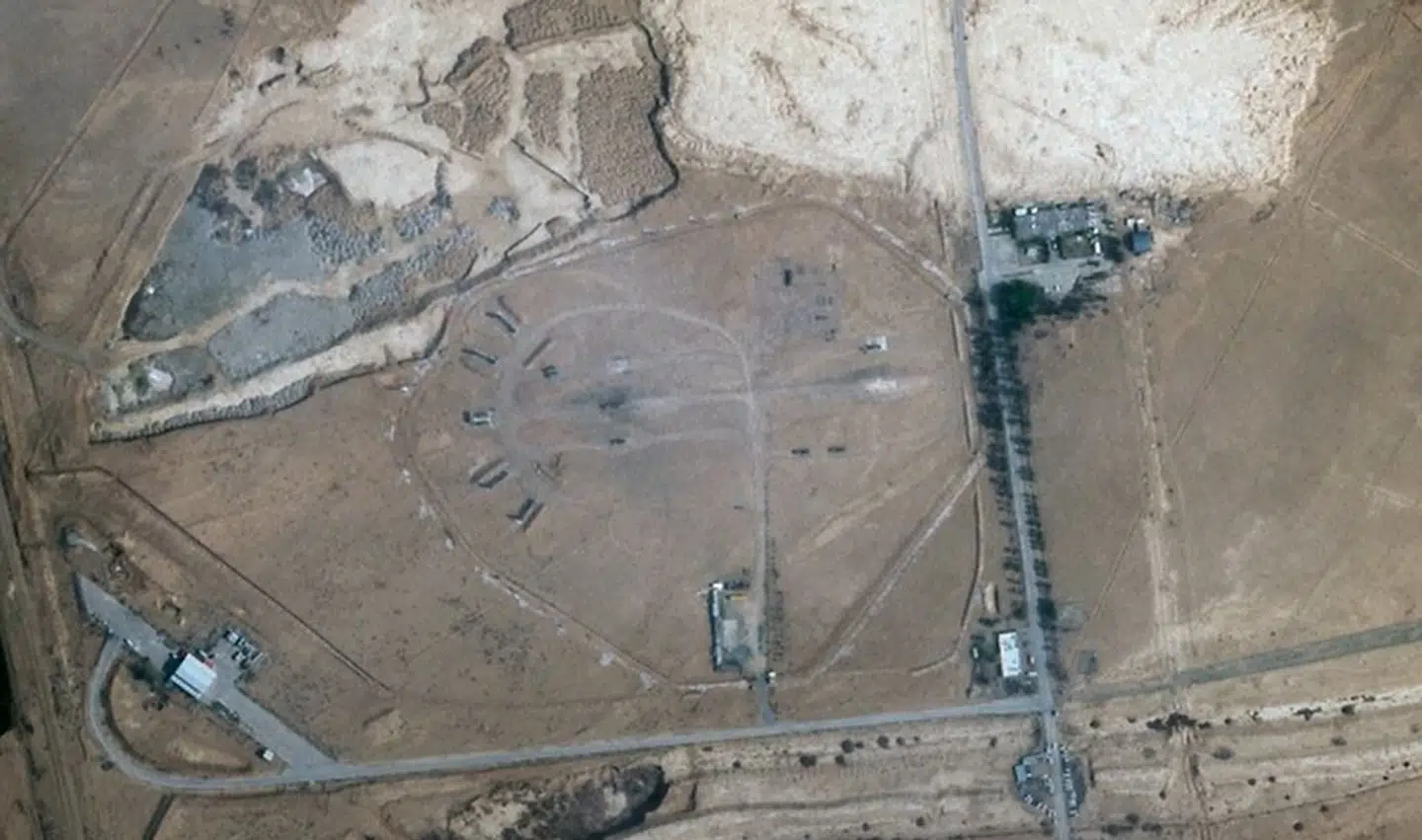 Billeder viser, at et radarsystem er ramt nær Isfahan