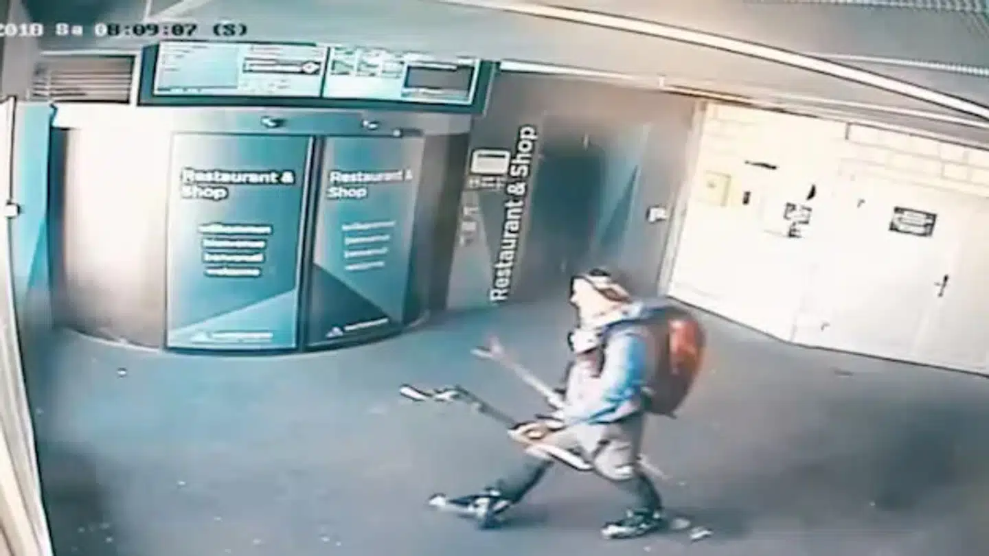 Her er det sidste kendte livstegn fra Karl-Erivan Haub, ved liften til det schweiziske bjerg Matterhorn.