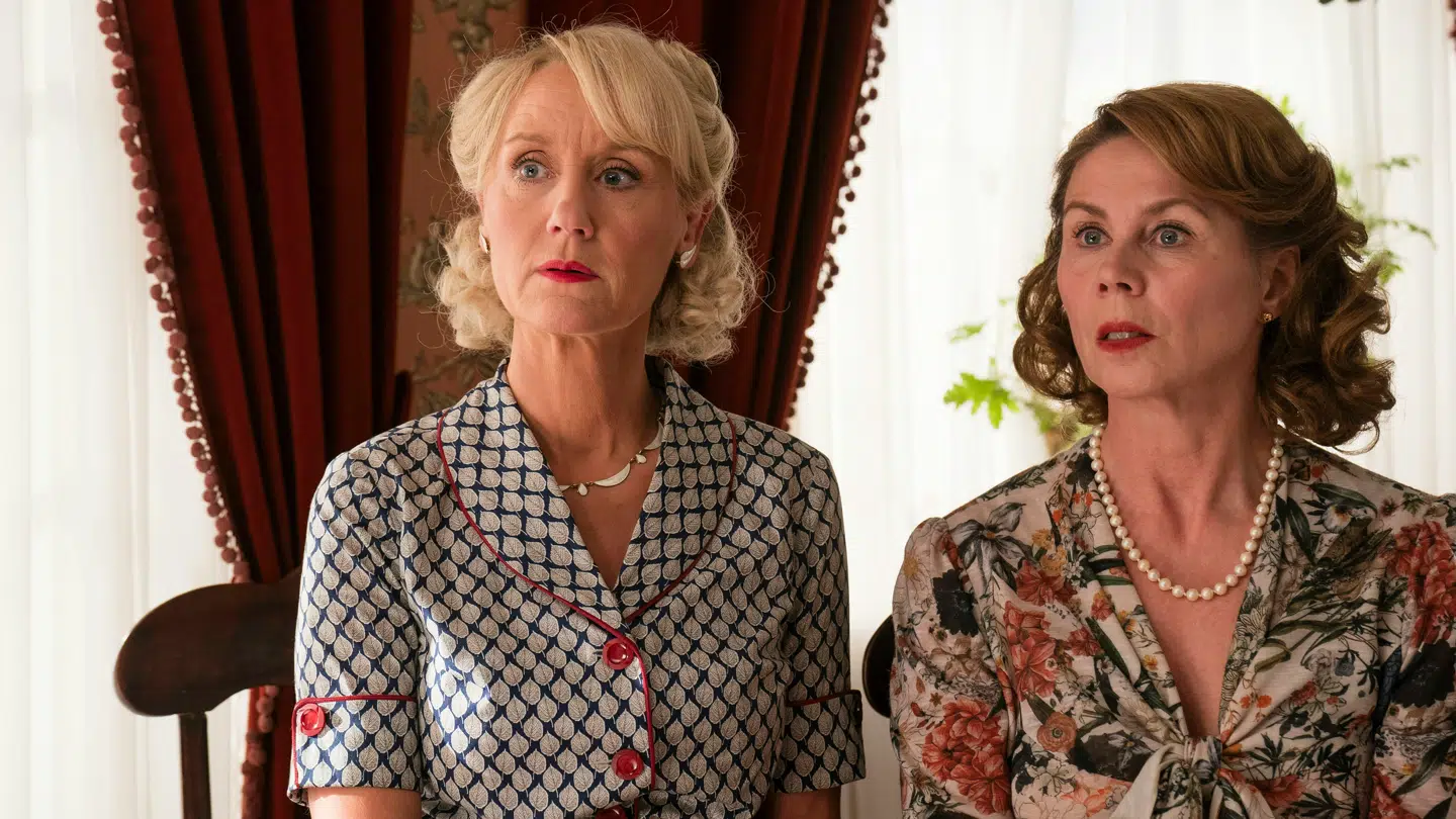 Fru Frigh og fru Madsen i kamp for at holde hotellet i live.