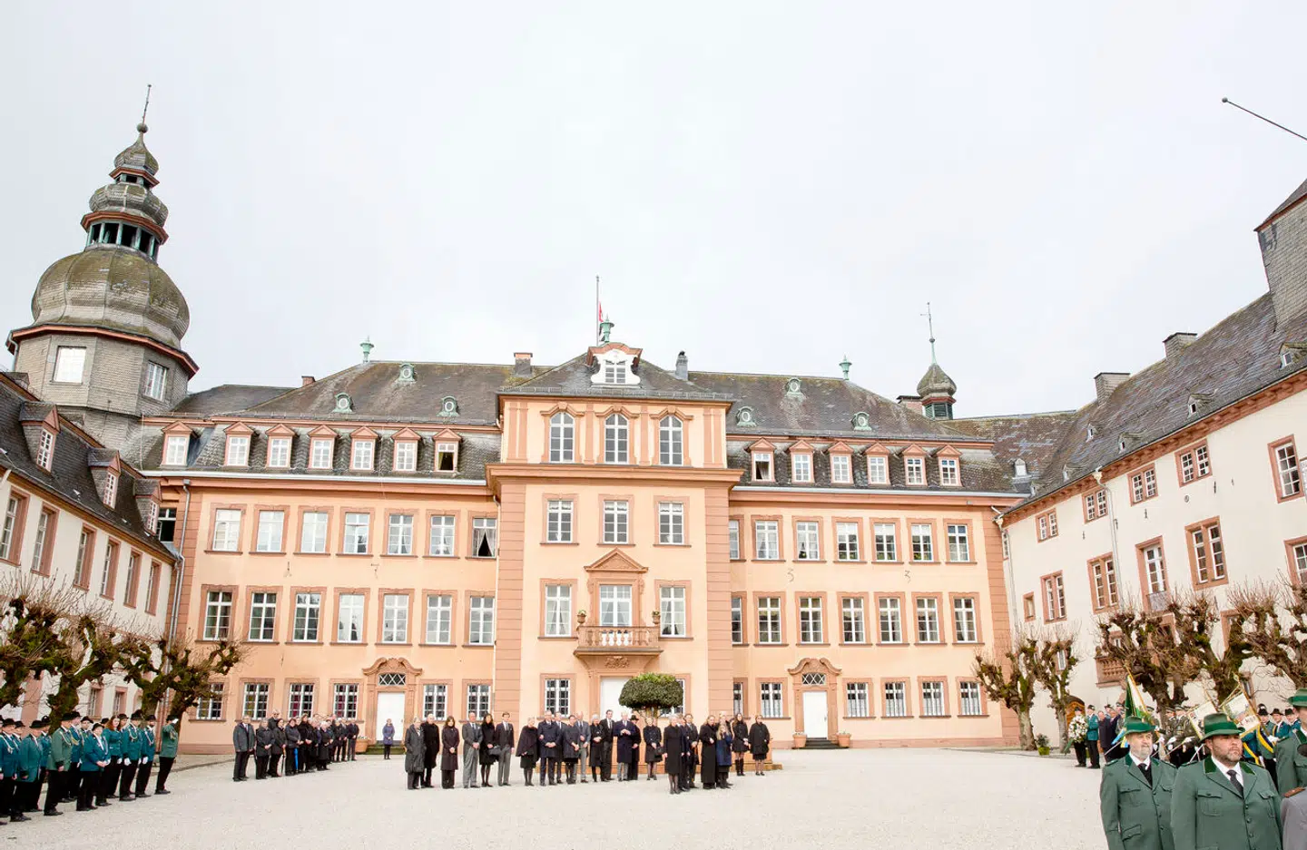 Prinsesse Benedikte bor ikke længere på tyske Berleburg Slot, som hendes søn prins Gustav driver.