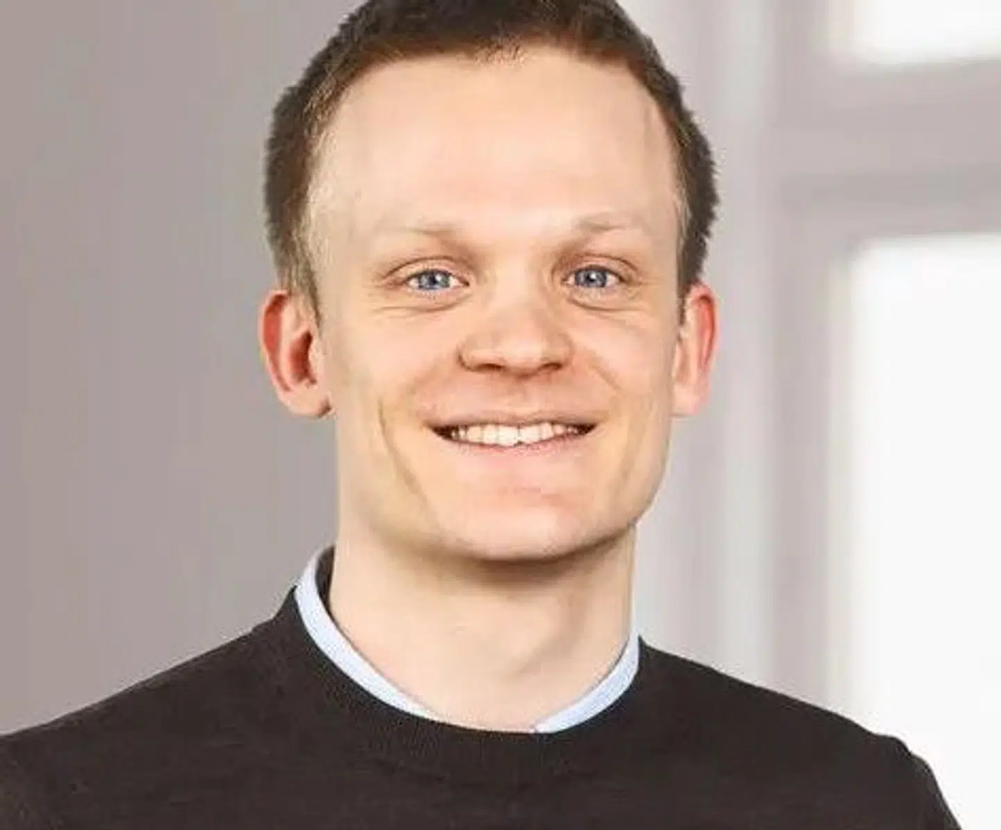 Christian Sand, forbrugerpolitisk medarbejder hos Tænk, er særdeles kritisk omkring metoderne i elbranchen.