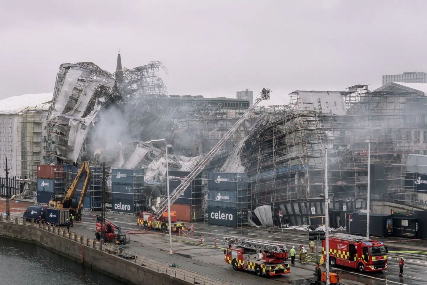 Nu sætter Dansk Erhverv navn på de forsikringsselskaber, som står til at skulle betale regningen for branden på Børsen.