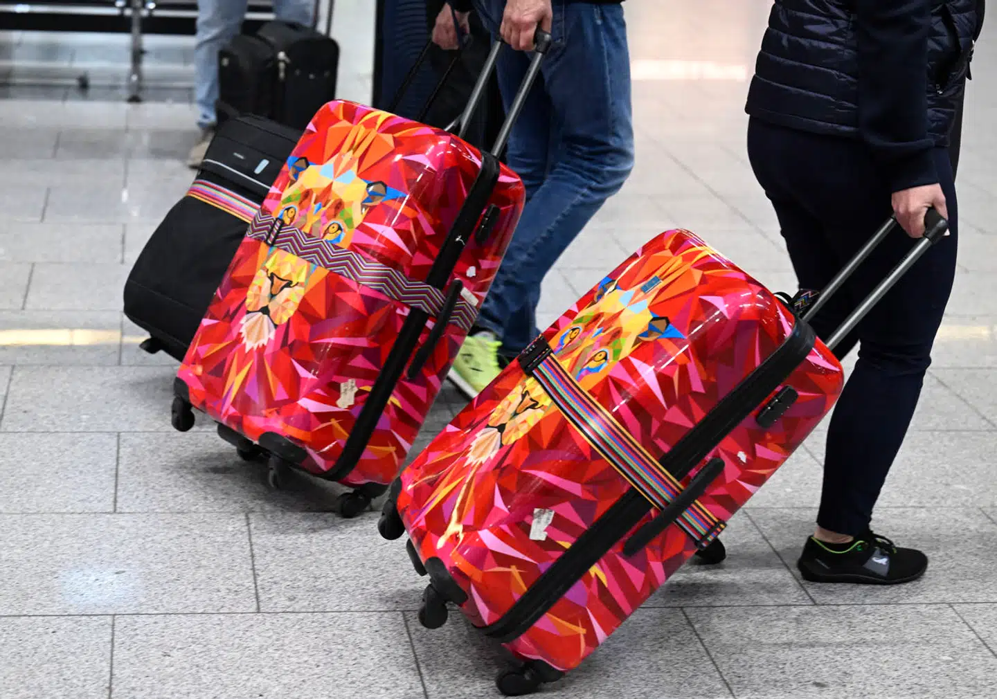 Cheføkonom i Mybanker, Jens Uhrskov Hjarsbech, opfordrer til, at man altid betaler i lokal valuta.