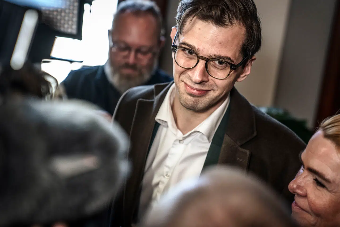 Liberal Alliances Alex Vanopslagh klarede ifølge en række kilder forsvarsforhandlingerne hos Troels Lund Poulsen så dårligt, at han måtte have hjælp af SFs Pia Olsen Dyhr. Foto: Thomas Traasdahl/Ritzau Scanpix
