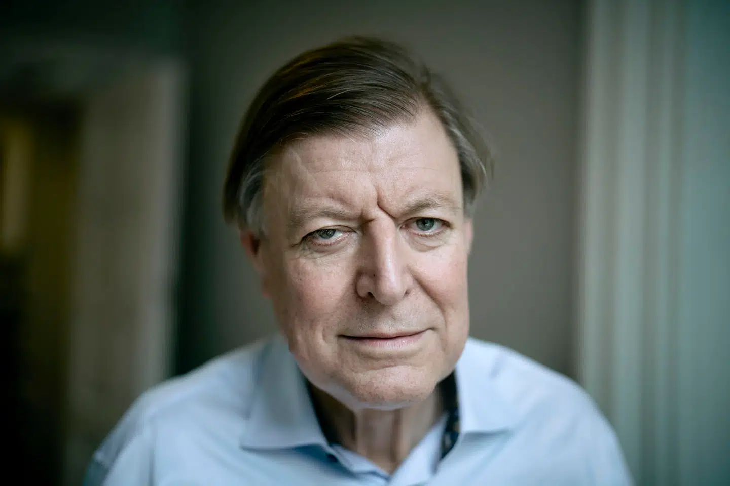 Departementschef i Erhvervsministeriet Michael Dithmer har ifølge Thomas Bernt bidraget »afgørende« til at redde Danmark.