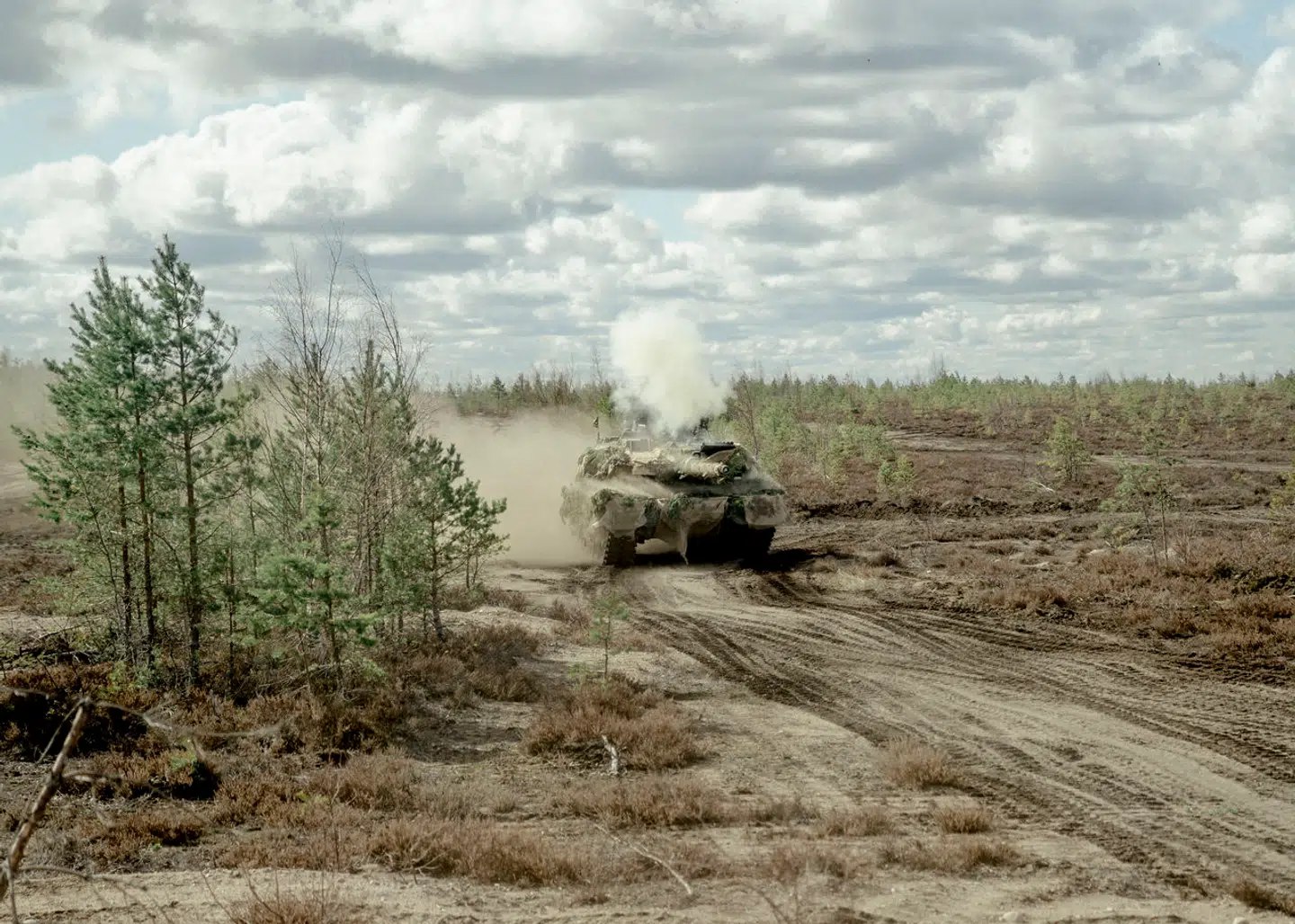 Forventningen er, at partierne bag forsvarsforliget vil præsentere en aftale om fremtidens forsvar tirsdag aften.