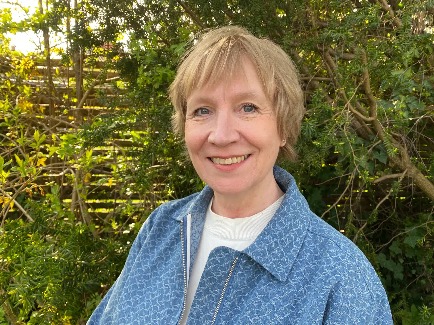 Forfatteren Hanne Richardt Becks far var et af de sene ofre for den nazistiske besættelse af Danmark. Hun bryder sig ikke om, at man »botaniserer« i frihedskæmpernes holdninger til krigen i Gaza.