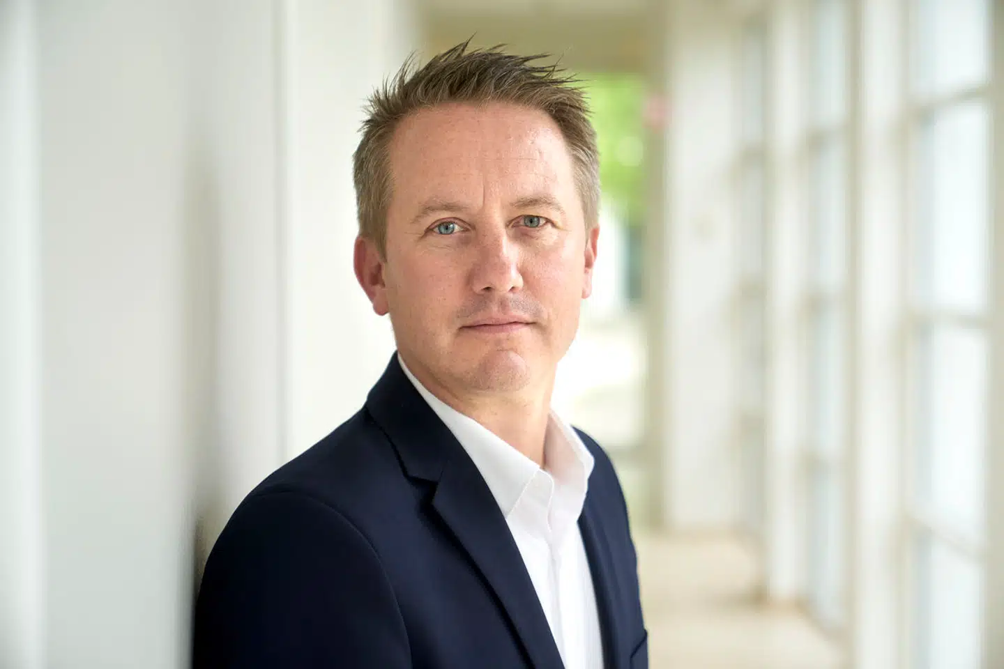 »Hos Sunset Boulevard har vi taget de indledende skridt og erstattet engangskopperne til sodavand med pantflasker,« skriver Jens Broch.