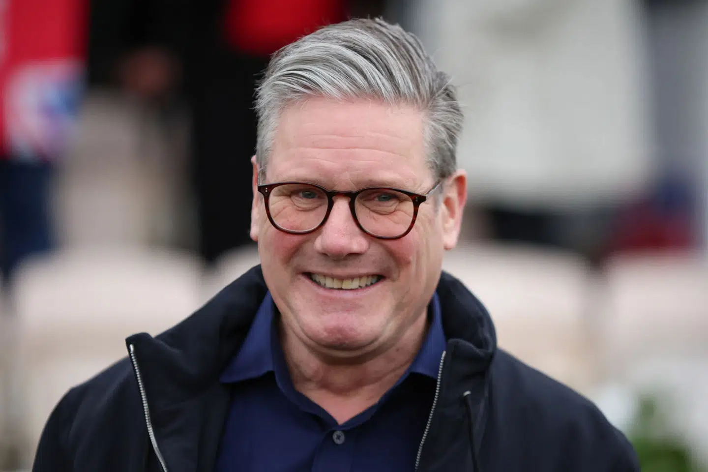 Smilet er stort hos Keir Starmer og Labour.