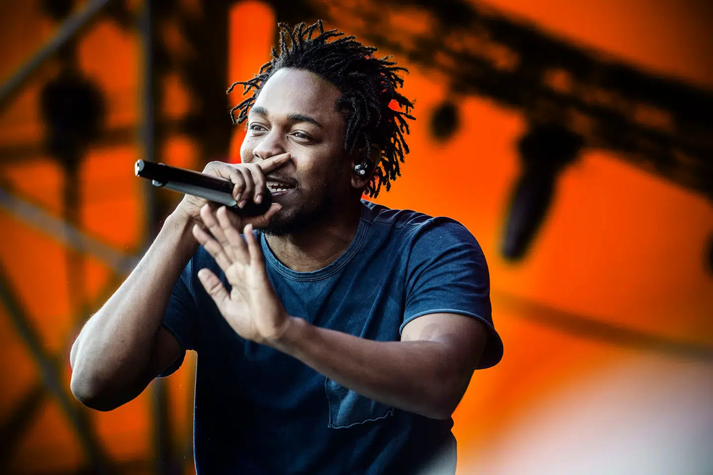 Kendrick Lamar, der optrådte på Orange Scene på Roskilde Festival i 2015, er endt i en massiv ordkrig med stjernen Drake.