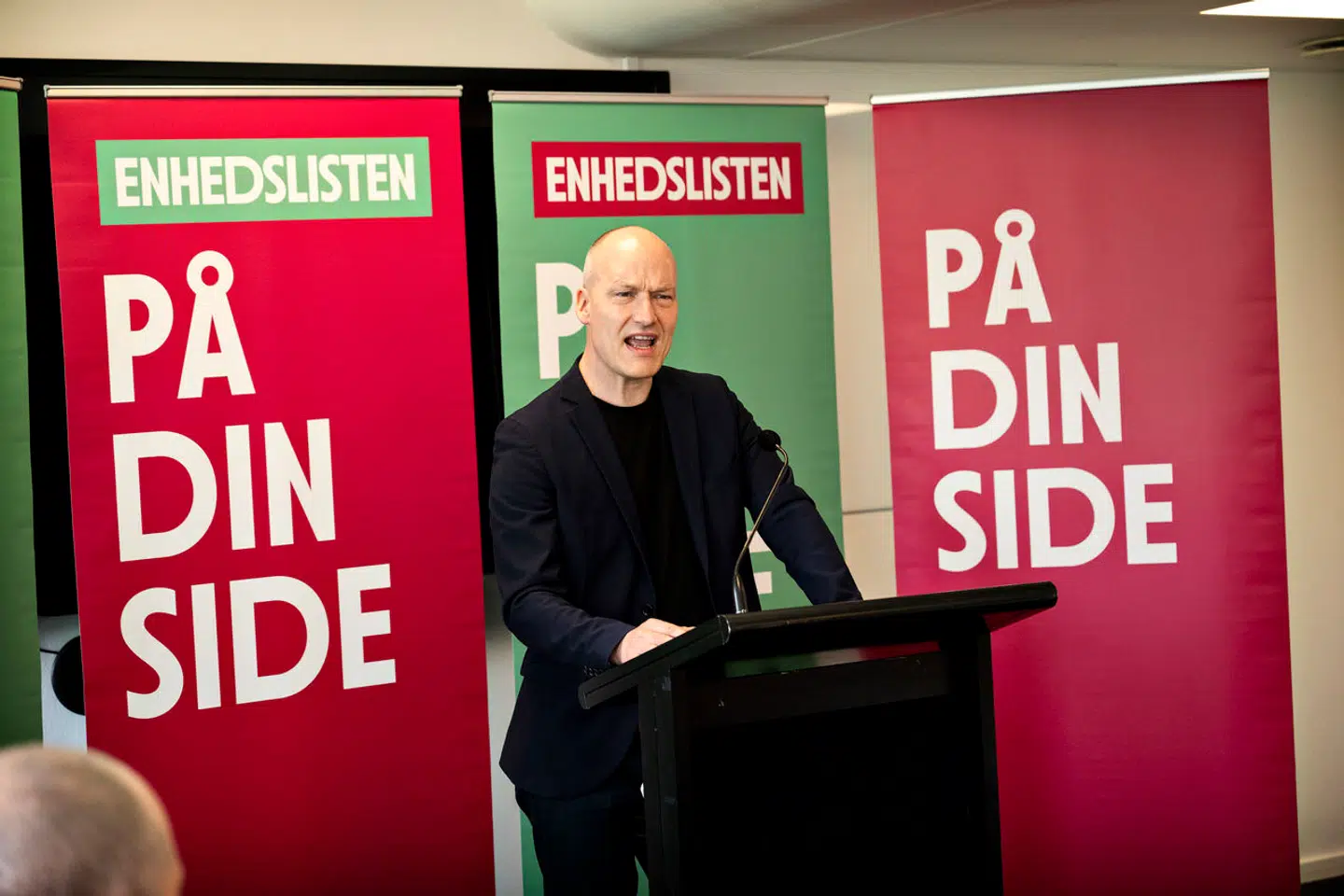 En gennemgang af et hæfte med programmet for Enhedslistens årsmøde viser, at en række af spørgsmålene, som der skal tages stilling til handler om Israel, Palæstina og krigen i Gaza.