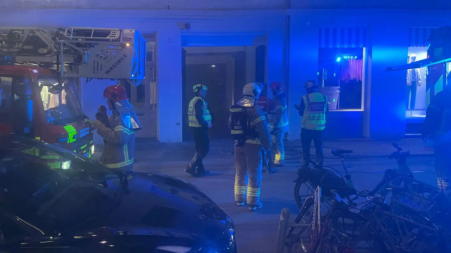 Udrykning i Indre By i København sent lørdag aften