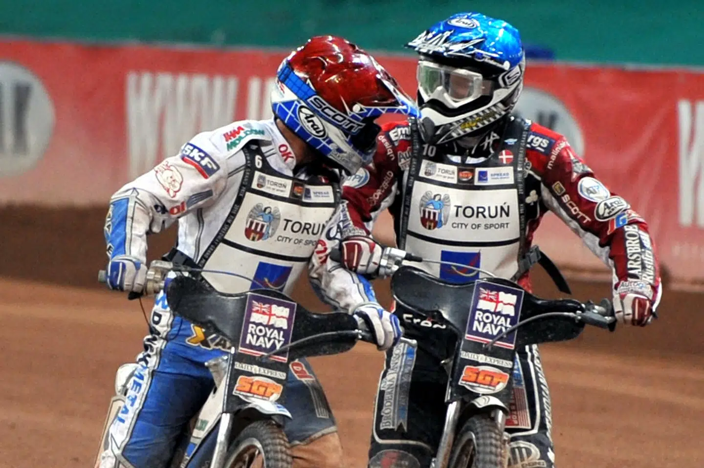 Nicki Pedersen (tv.) og Hans Andersen (th.) har haft mange dueller på banen gennem tiden. De har også fejret store triumfer sammen. (Arkivfoto).