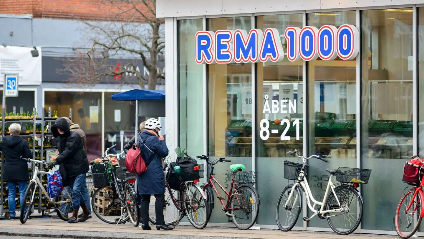 Rema 1000 i Åbyhøj er ved at løbe tør for indkøbskurve på hjul.