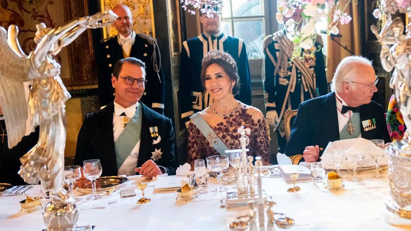 Dronning Mary og prins Daniel og kong Carl Gustaf.