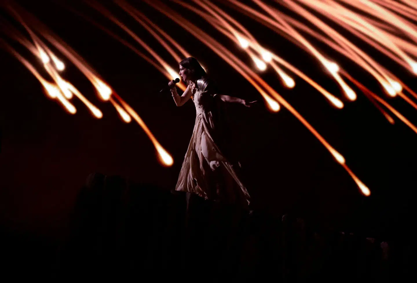 Ved Eurovision Song Contest i Malmø Arena har Israels repræsentant, 20-årige Eden Golan, endnu til gode at optræde. Det sker på torsdag ifølge planen. Her ses Ukraines repræsentant på scenen.