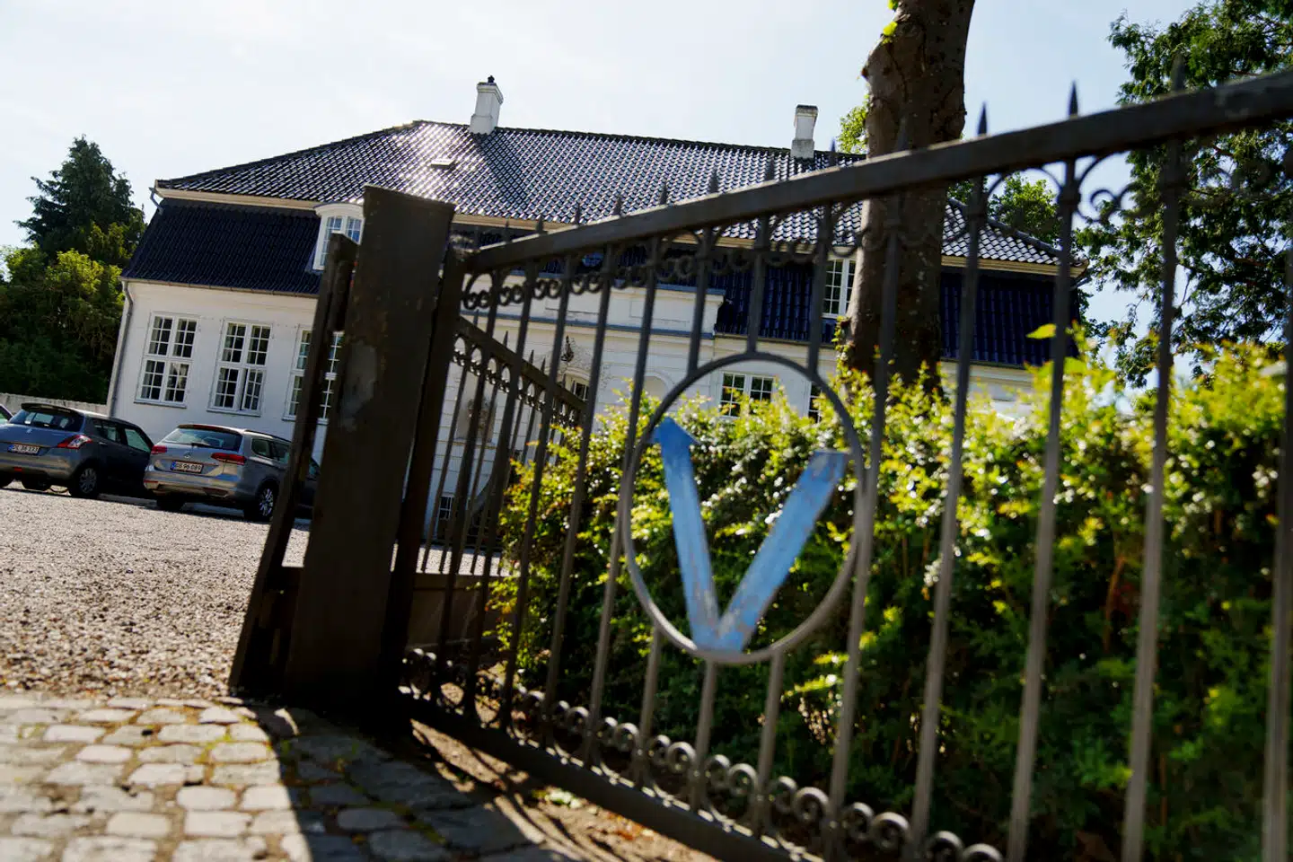 Venstre har sat sin store pragtvilla Carlsminde i Søllerød til salg.