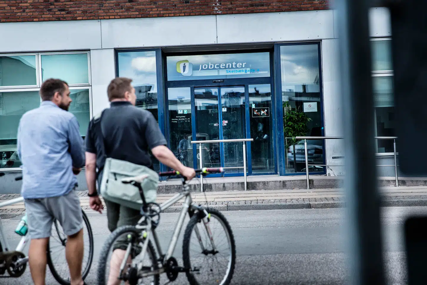 »Der er brug for, at beskæftigelsesindsatsen servicerer arbejdspladser, der siger ja til at inkludere en ledig fra kanten af arbejdsmarkedet,« skriver Mette Rønnau.