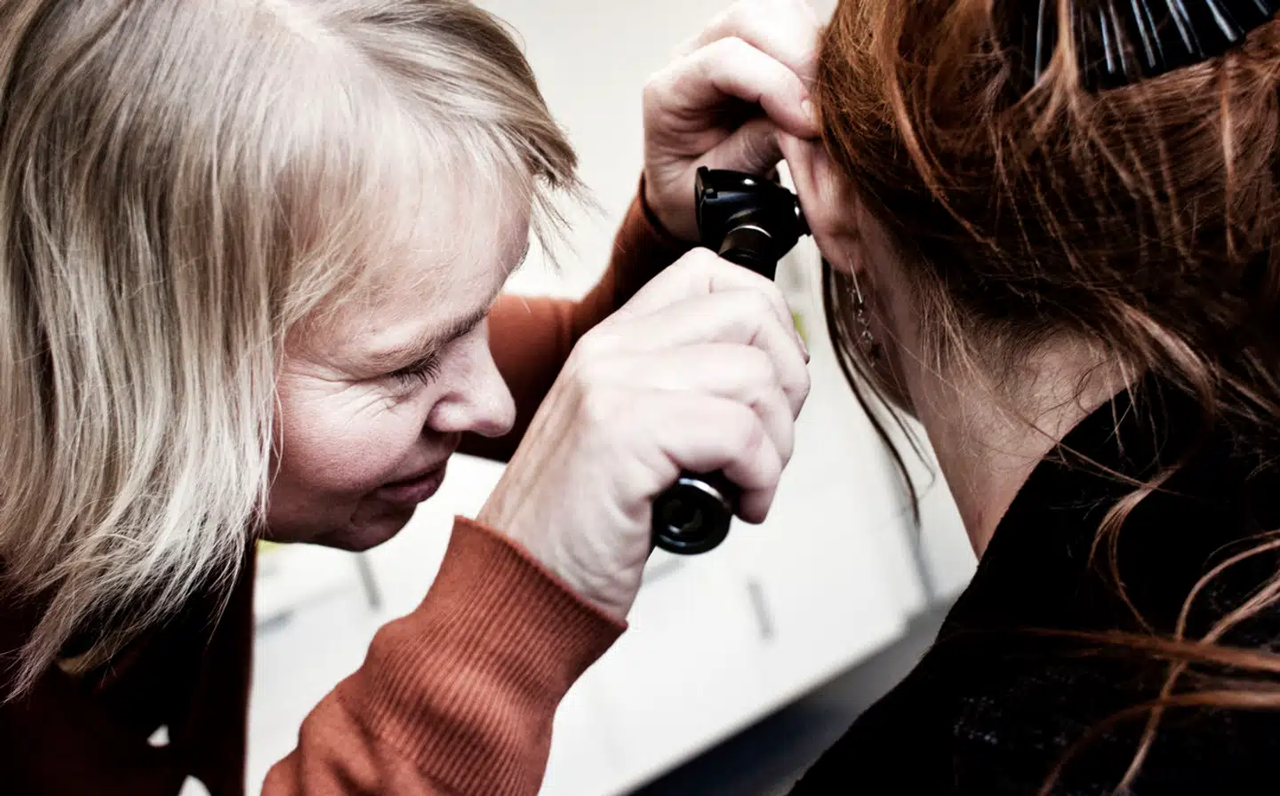 En række sundhedspersoner, primært læger, har fået økonomisk støtte af Novo Nordisk uden at oplyse det til myndighederne, som de ellers skal.