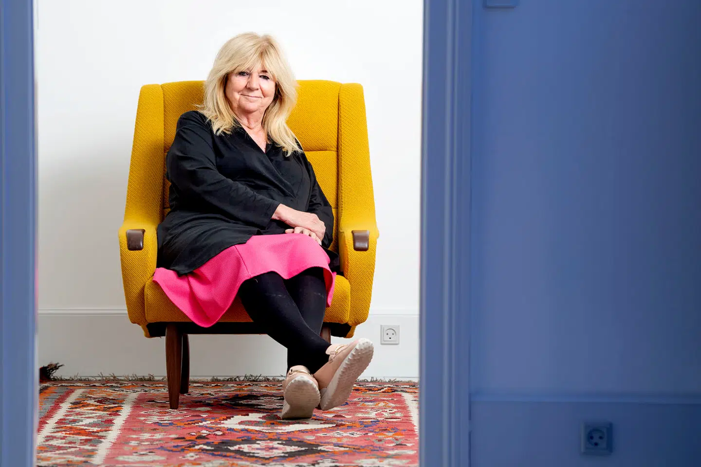 Selv om hun nu fylder 80, har Ulla Terkelsen ingen intentioner om at gro fast i lænestolen.