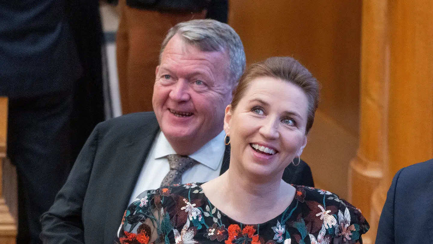 Lars Løkke Rasmussen og Mette Frederiksen er gået fra at være ærkefjender til at have et tillidsfuldt og sjovt forhold til hinanden, fortæller Løkke i sin nye lydbog.