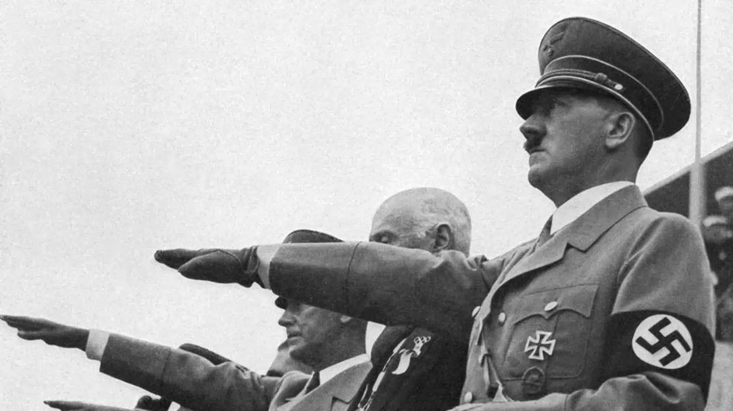 Her ses Adolf Hitler heile tilbage i 1936. Tre år før han startede Anden Verdenskrig.