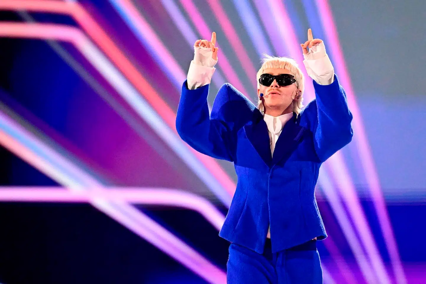 Her ses Joost Klein på scenen under semifinalen i Eurovision torsdag aften.