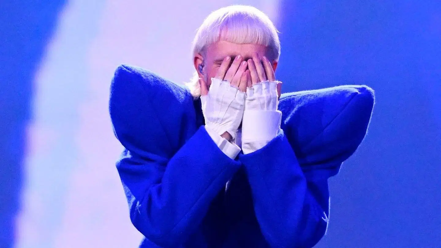 Her ses Joost Klein på scenen under semifinalen i Eurovision torsdag aften.