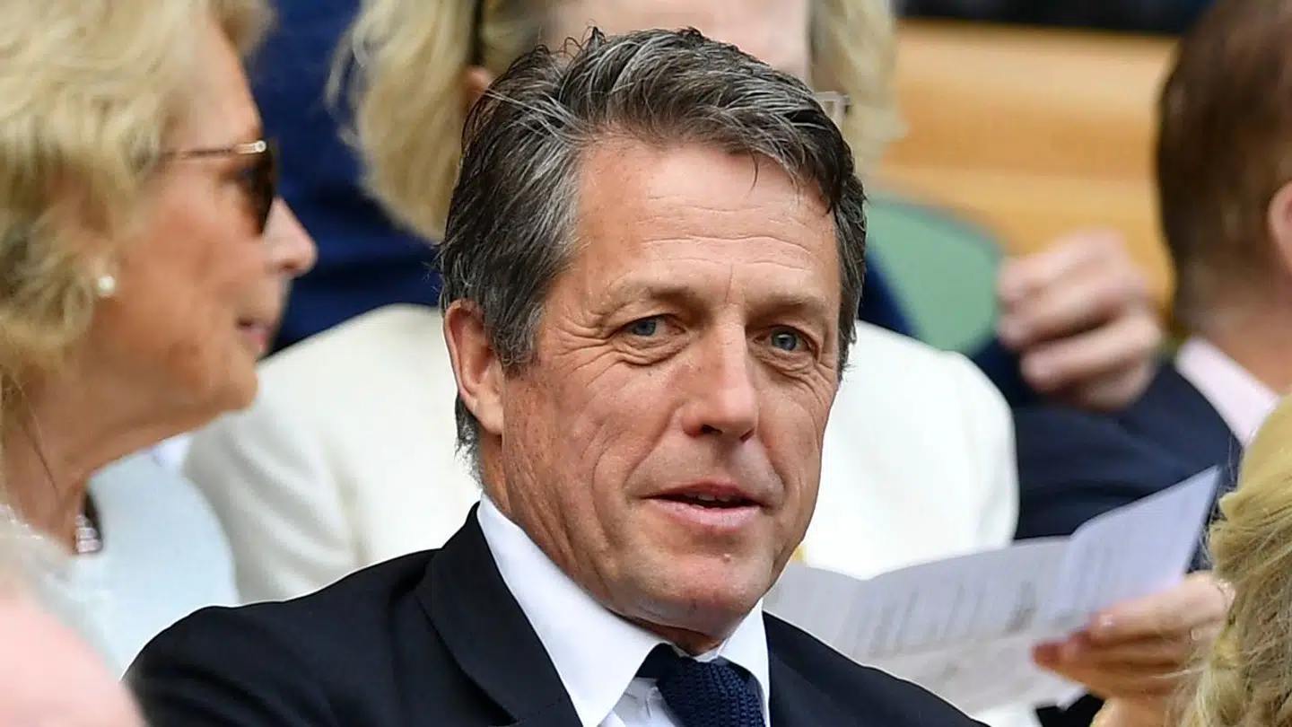 Skuespilleren Hugh Grant har kommenterer på den meget omtalte reklamevideo fra Apple.