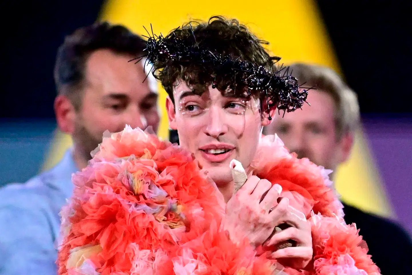 Her ses Nemo med plaster om sin finger.