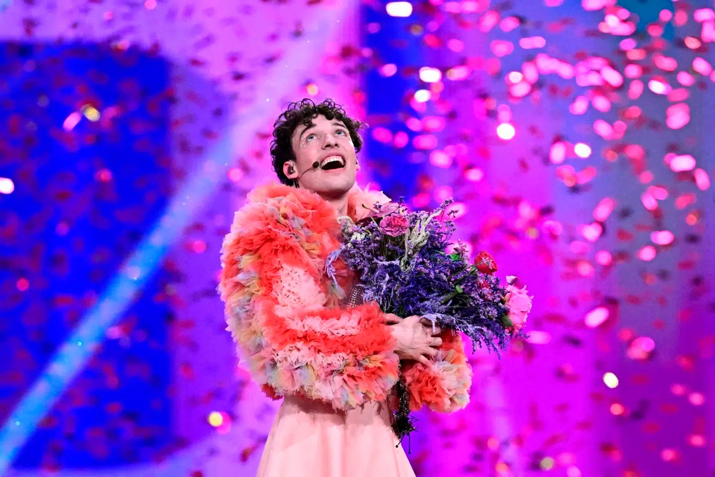 For første gang siden 1988 vandt Schweiz trofæet ved Eurovision lørdag aften. Sangeren Nemo fremførte sangen »The Code«