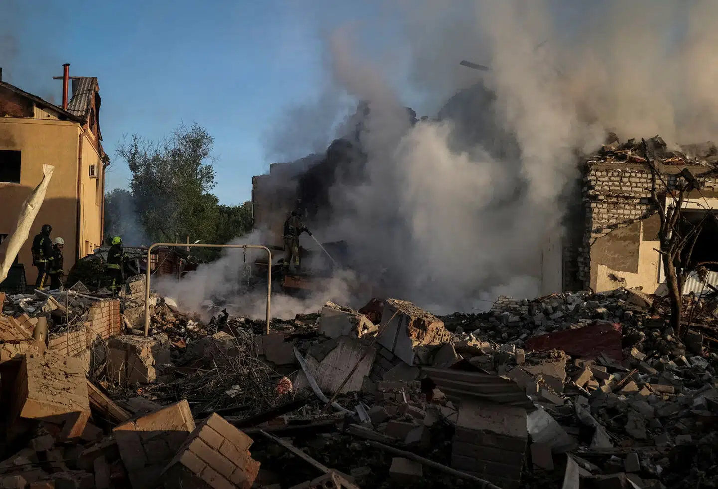I ugevis har russerne bombet Kharkiv og de omkringliggende byer. Her resultatet af endnu et nedslag.