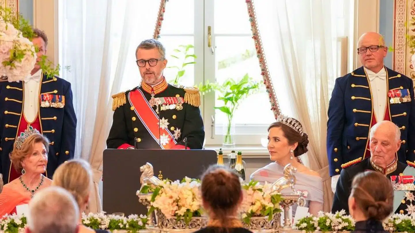 Det var på det norske kongeslot, at kong Frederiks tirsdag holdt tale.
